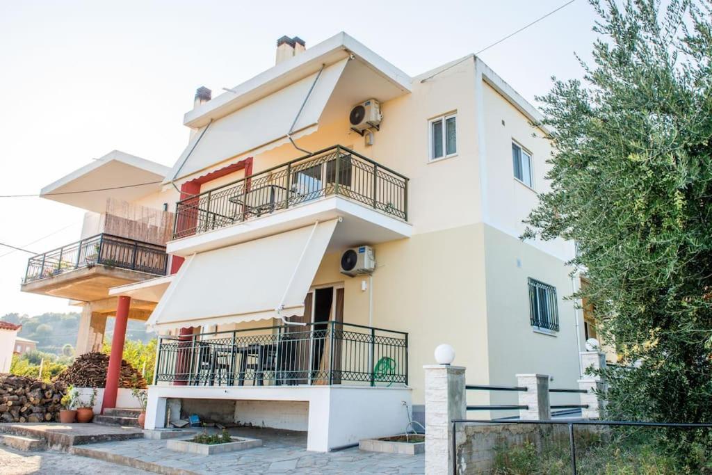 Όμορφο Παραθασυγκρότημα Ενοικιαζόμενων Καταλυμάτων Ως Ολόκληρος Χώρος - Chrani, Ελλάδαλάσσιο Διαμέρισμα Exteriér fotografie